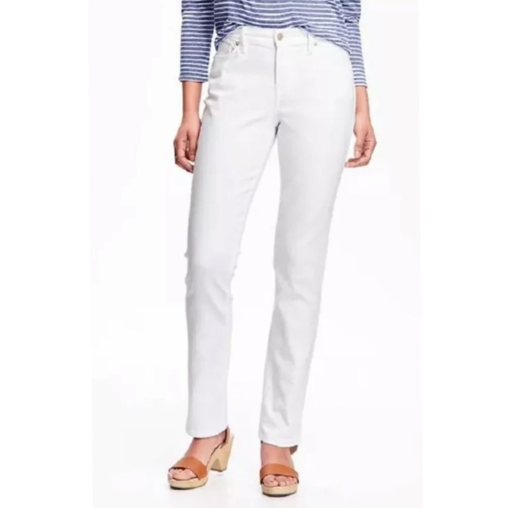 OLD NAVY WOMEN'S MID RISE CURVY STRAIGHT JEANS 🌸